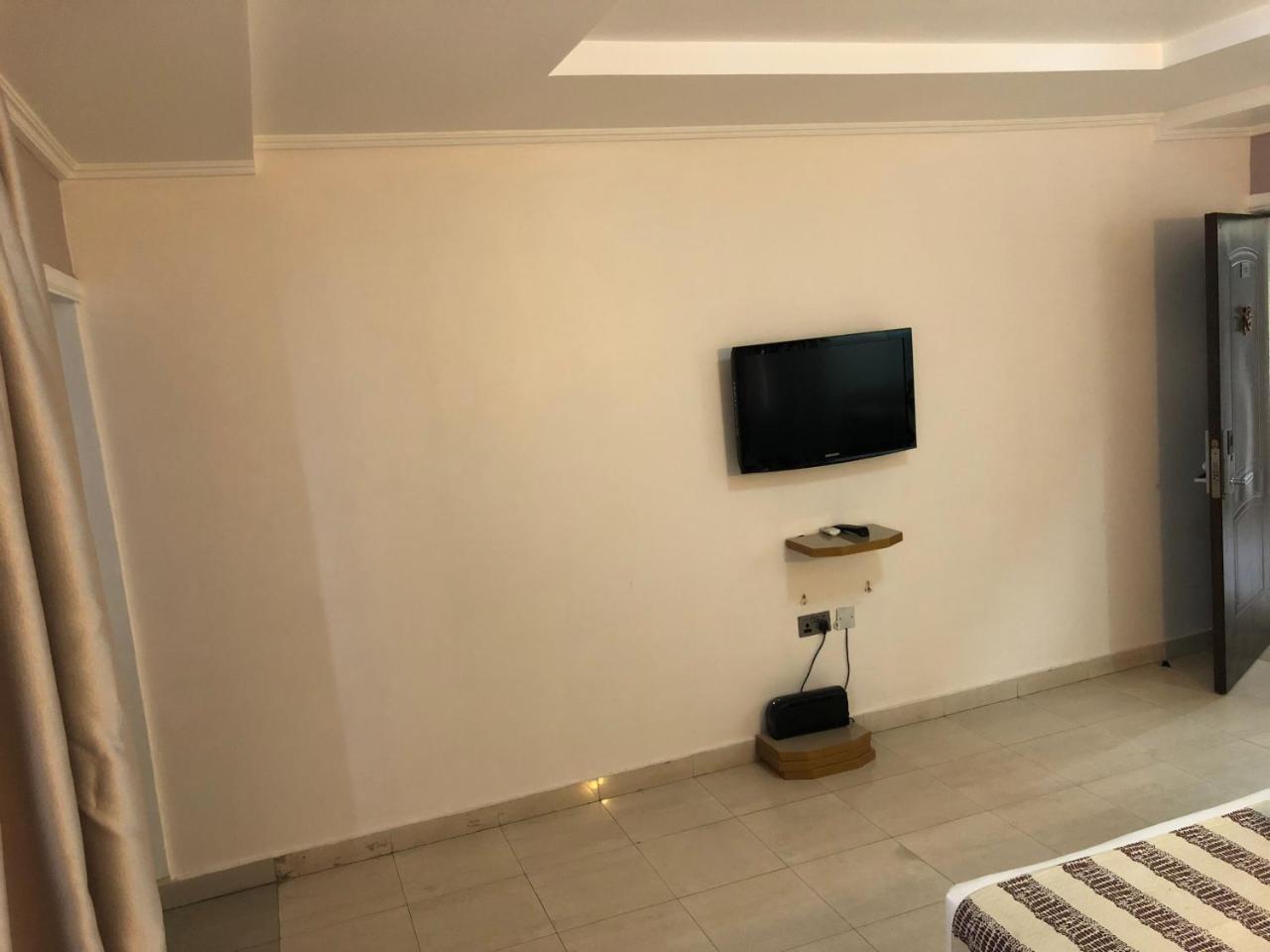 Lekki Waterside Hotel Bamgbose Exterior photo
